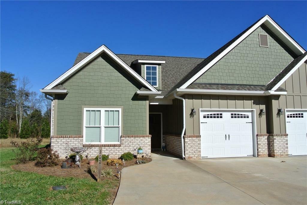 Property Photo:  107 Parkview Drive  NC 27055 