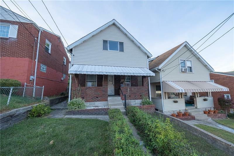 Property Photo: 207 Poplargrove St PA 15210
