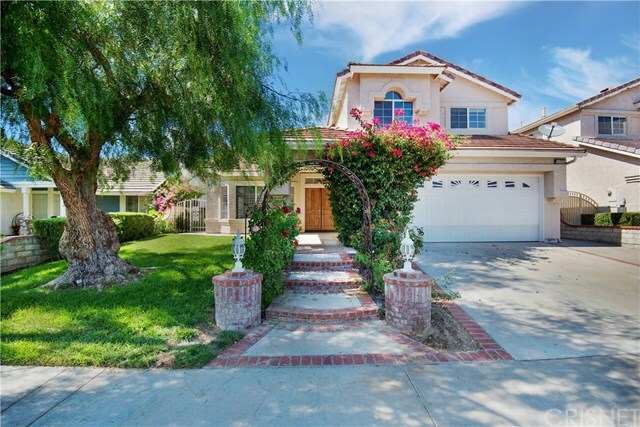 28609 Red Cedar Place  Saugus CA 91390 photo