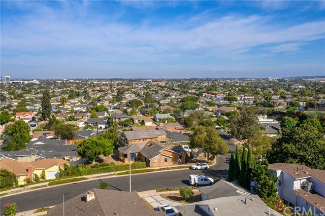 Property Photo:  1108 Camino Real 511  CA 90277 