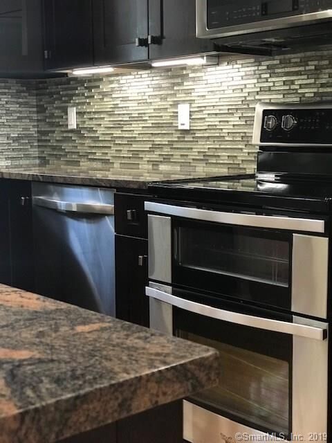 Property Photo:  995 Capitol Avenue O  CT 06606 