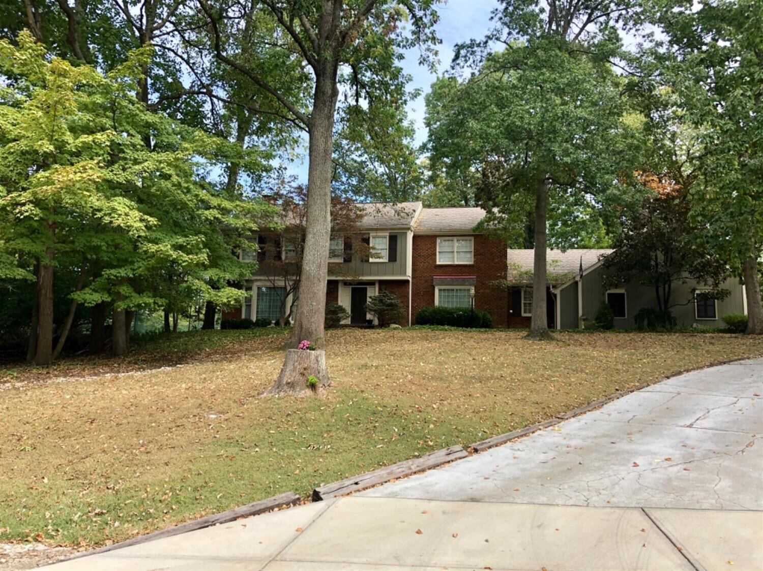 Property Photo:  8460 Old Hickory Drive  OH 45243 