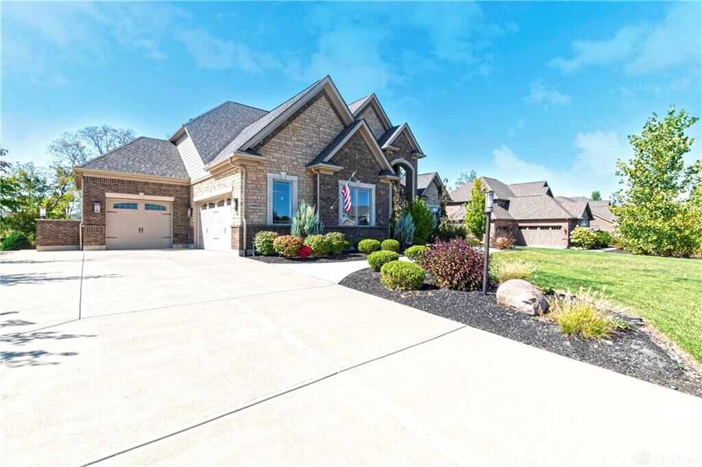 Property Photo: 10995 Cold Spring Drive OH 45458