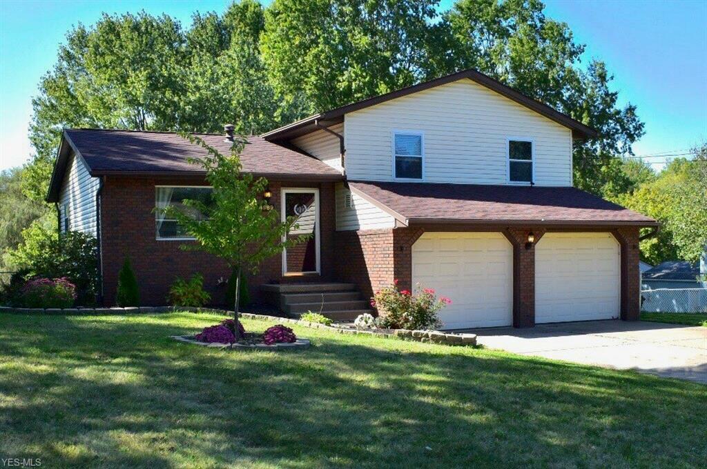 Property Photo:  4989 Dee Mar Avenue SW  OH 44662 