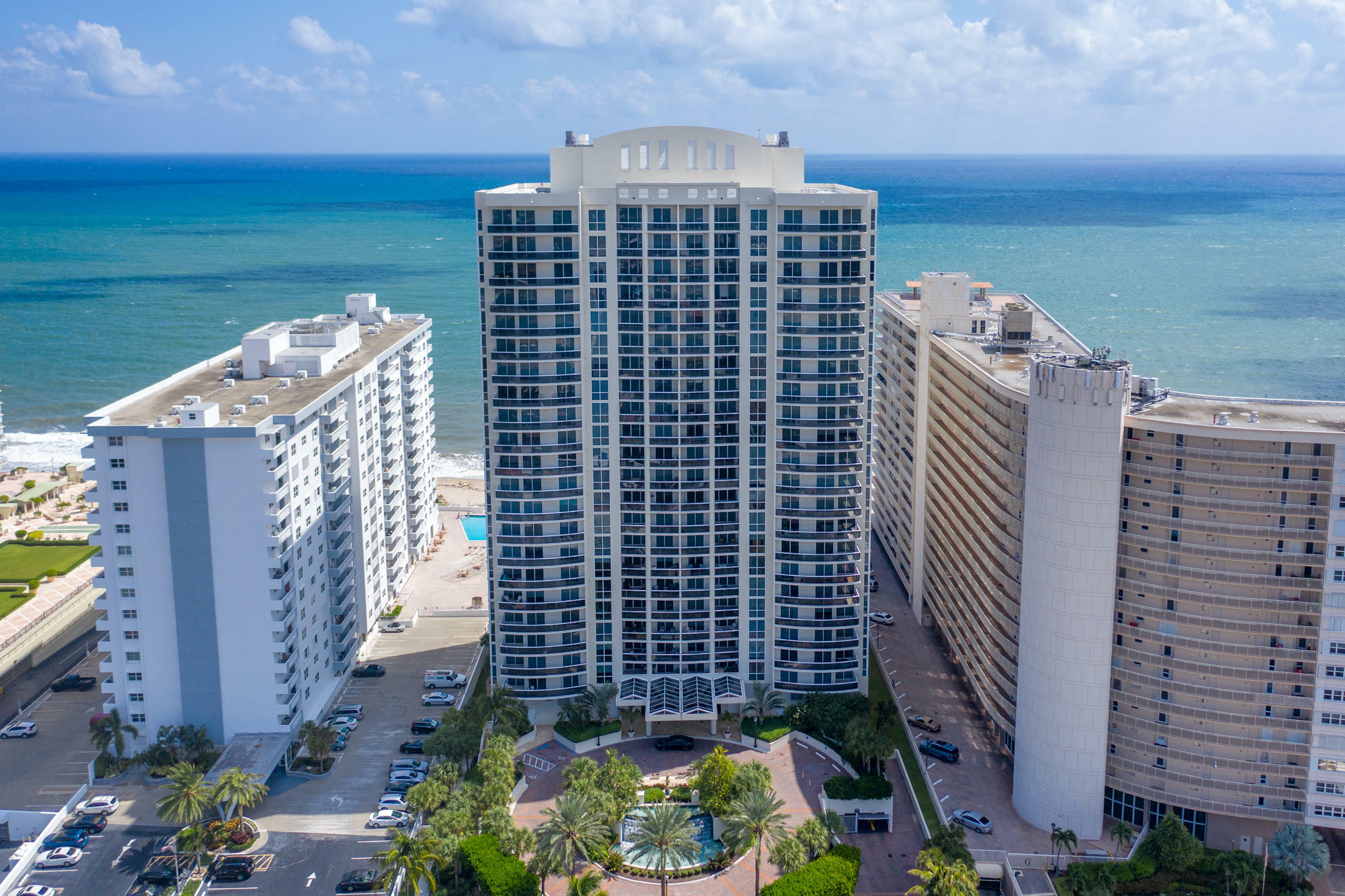 Property Photo:  4240 Galt Ocean Drive 1004  FL 33308 