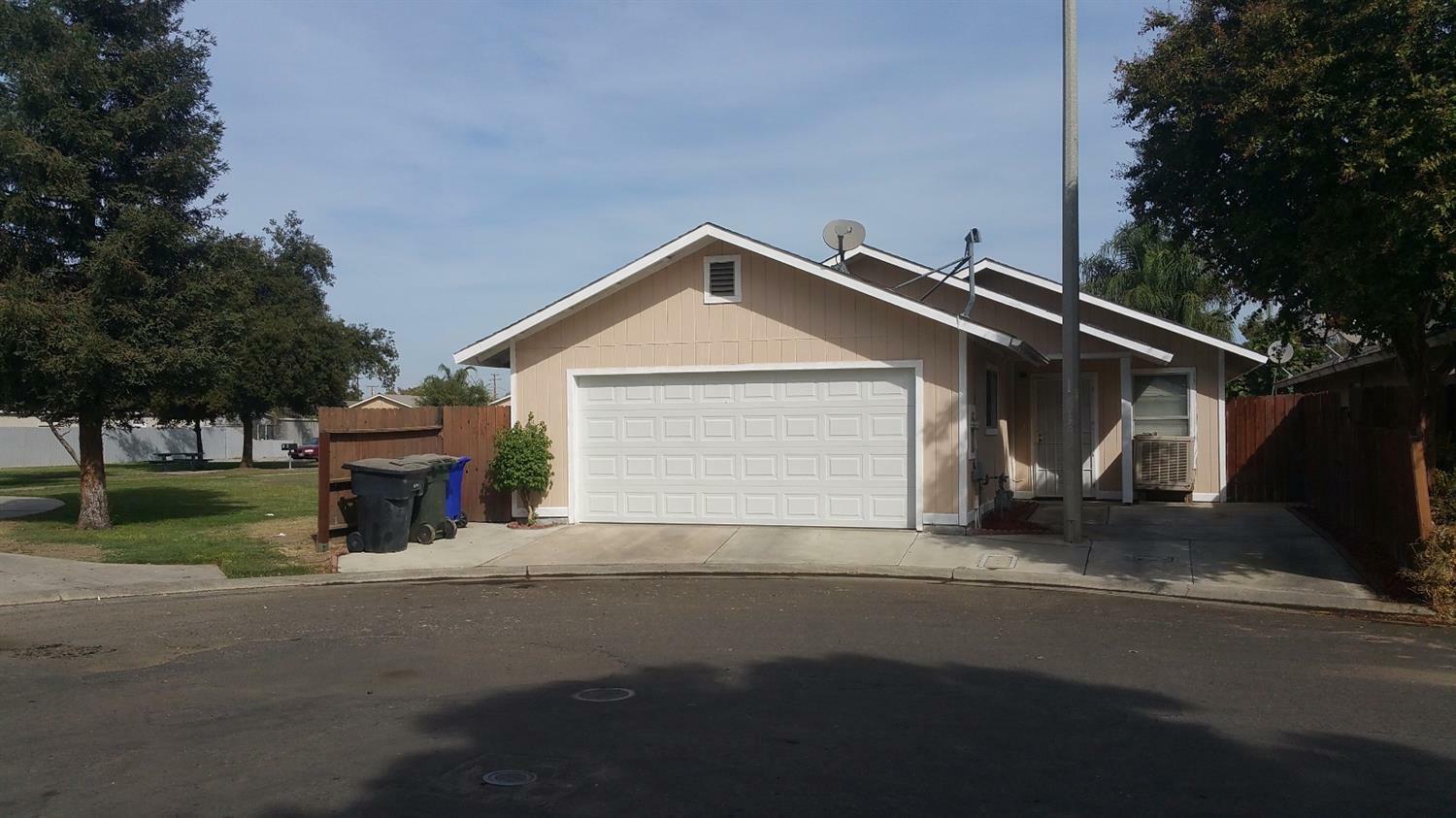 270 Tule Court  Porterville CA 93257 photo