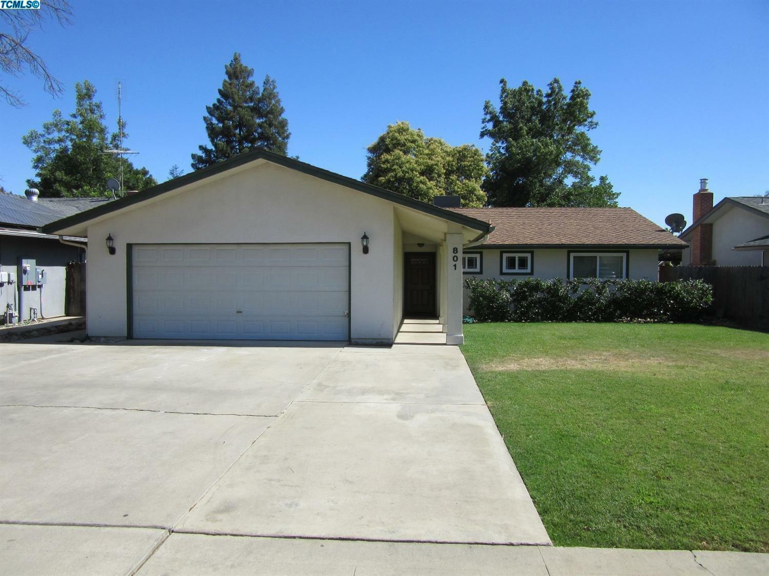 801 W Paradise Avenue  Visalia CA 93277 photo