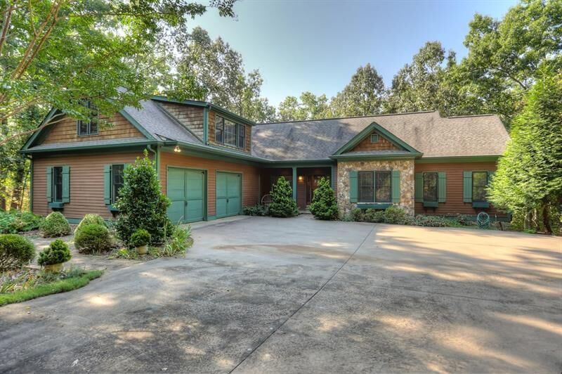Property Photo:  714 Meadowlands Drive  GA 30175 