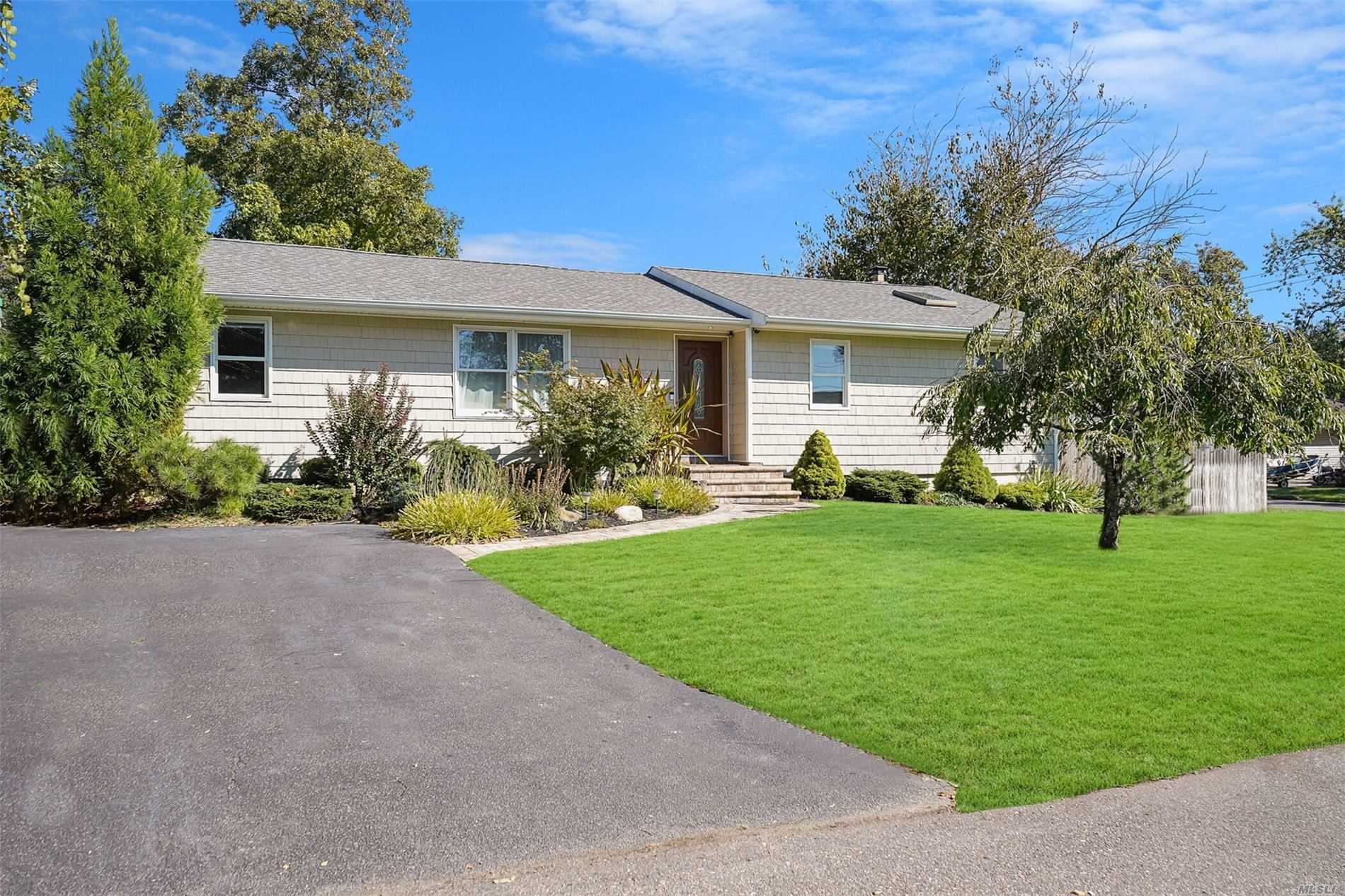 Property Photo:  69 Pinetree Drive  NY 11967 