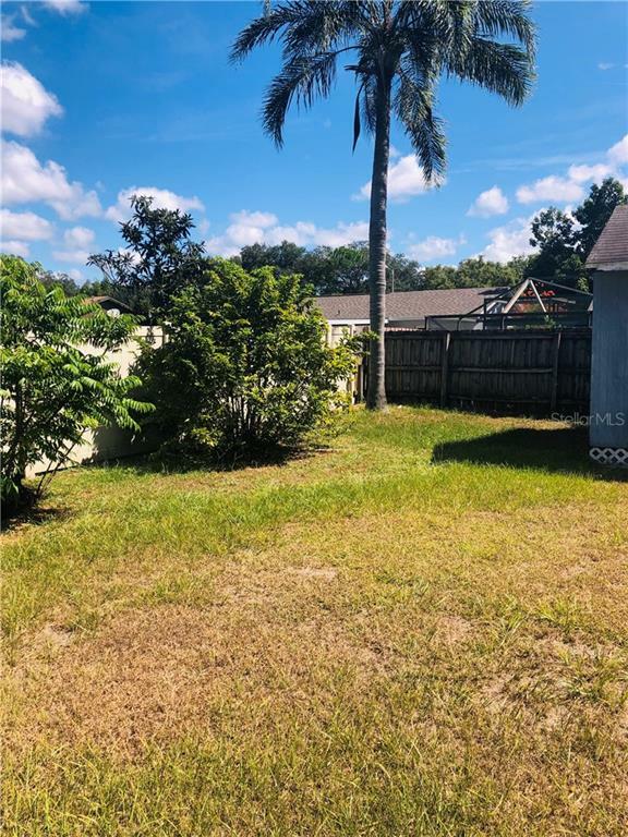 Property Photo: 13901 Bridgeport Drive FL 33625