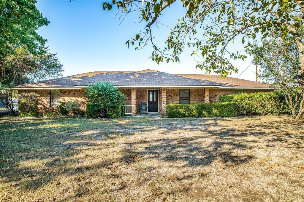 Property Photo:  741 King Arthur Drive  TX 76065 