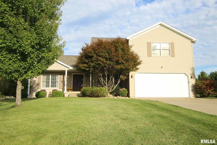 604 Fandel  Germantown Hills IL 61548 photo