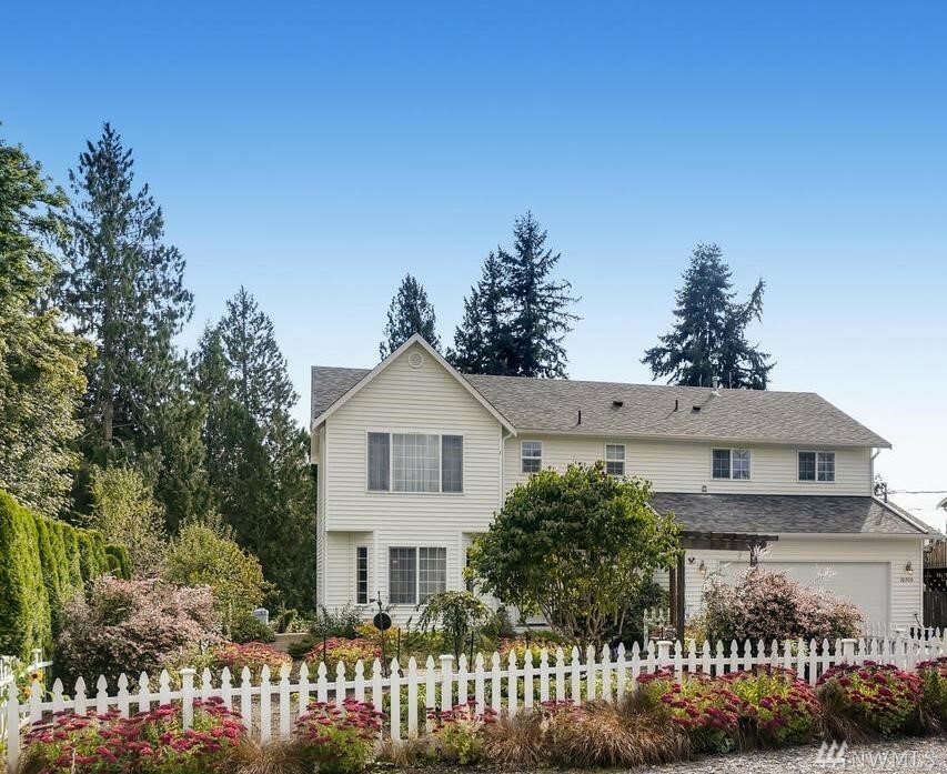Property Photo: 10206 32nd St NE WA 98258
