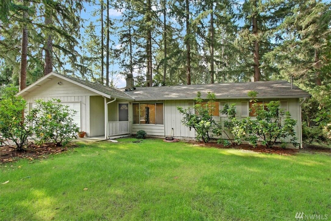 Property Photo: 3105 251 Avenue SE WA 98075