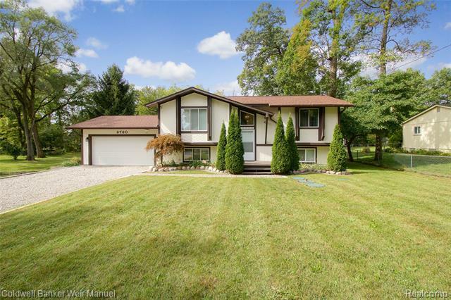 Property Photo: 8760 Cooley Beach Dr MI 48386