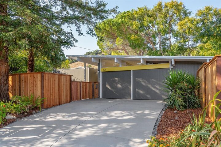 628 Blackberry Lane  San Rafael CA 94903 photo
