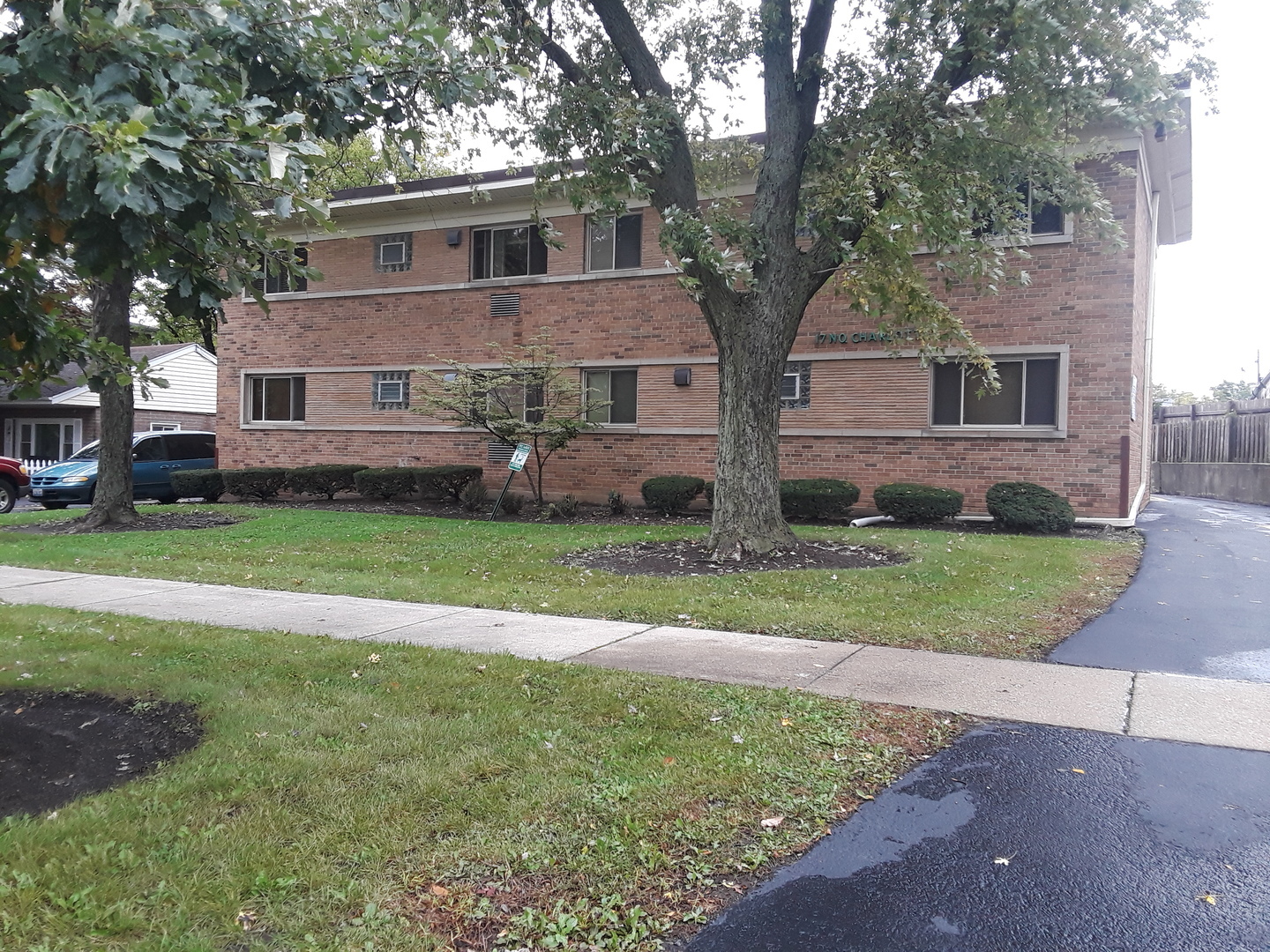 Property Photo: 17 North Charlotte Street L IL 60148