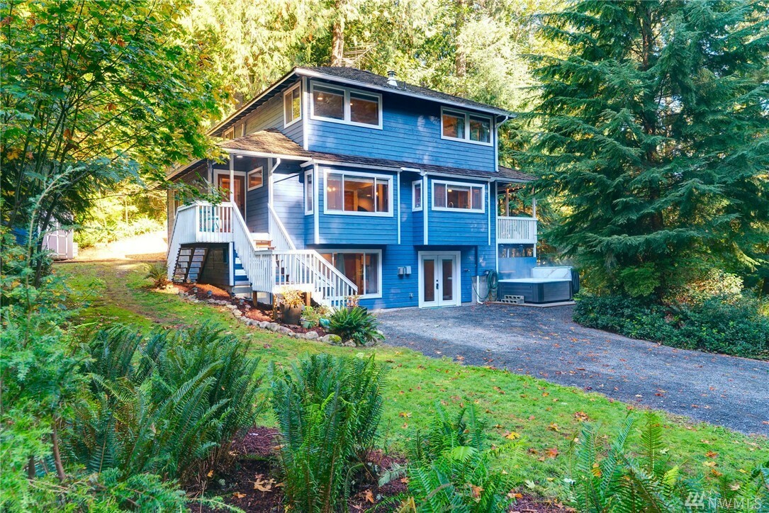 Property Photo:  4438 281st Place SE  WA 98024 