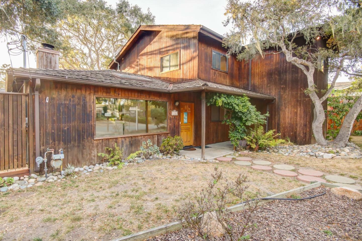 Property Photo:  816 Gate Street  CA 93950 