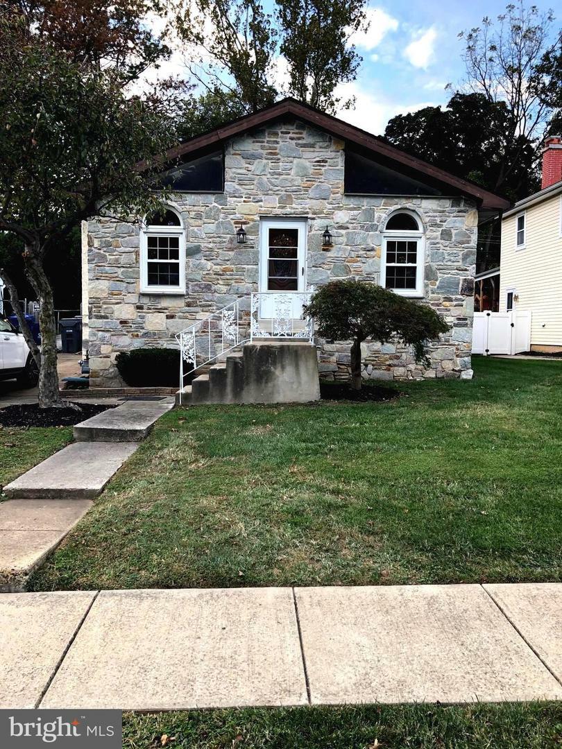 Property Photo:  248 Perry Street  PA 19027 