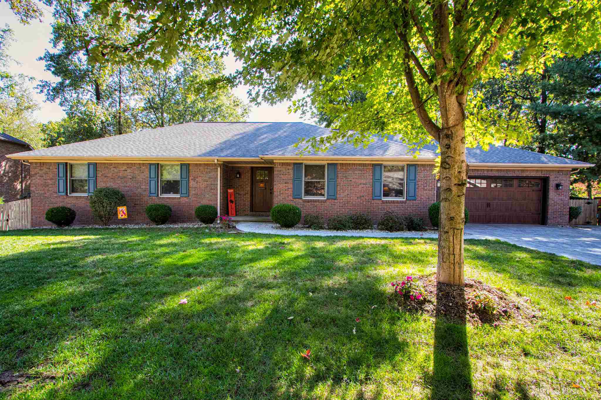 Property Photo: 227 Knollview Drive IN 47711