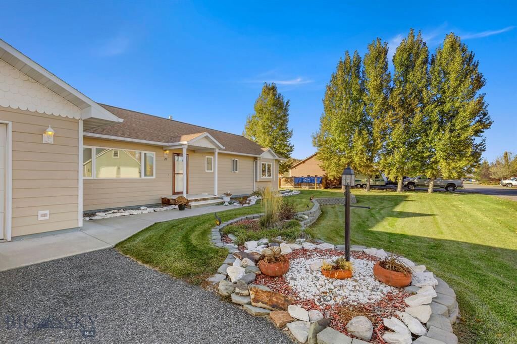 Property Photo:  27 Palomino Ct  MT 59714 