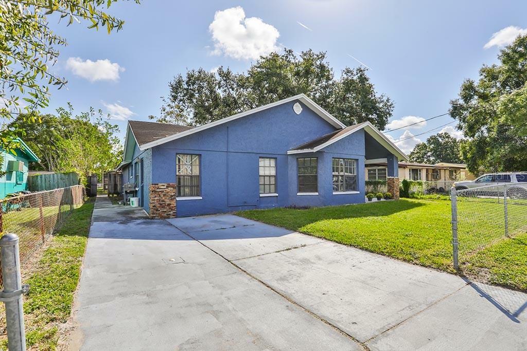 Property Photo:  5010 S 85th Street  FL 33619 