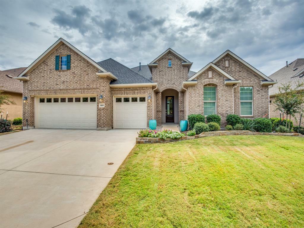 Property Photo: 8809 Gardenia Drive TX 76207