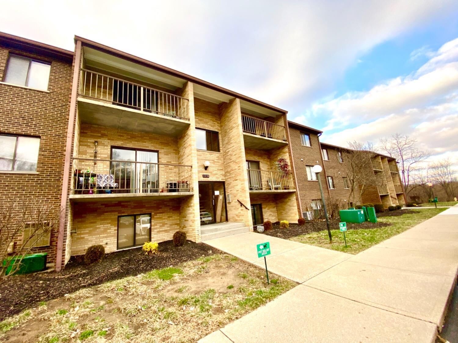 Property Photo: 4272 Paul Rd 13 OH 45238