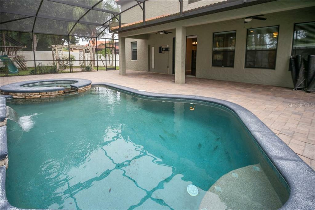 Property Photo:  2860 Falconhill Drive  FL 32712 