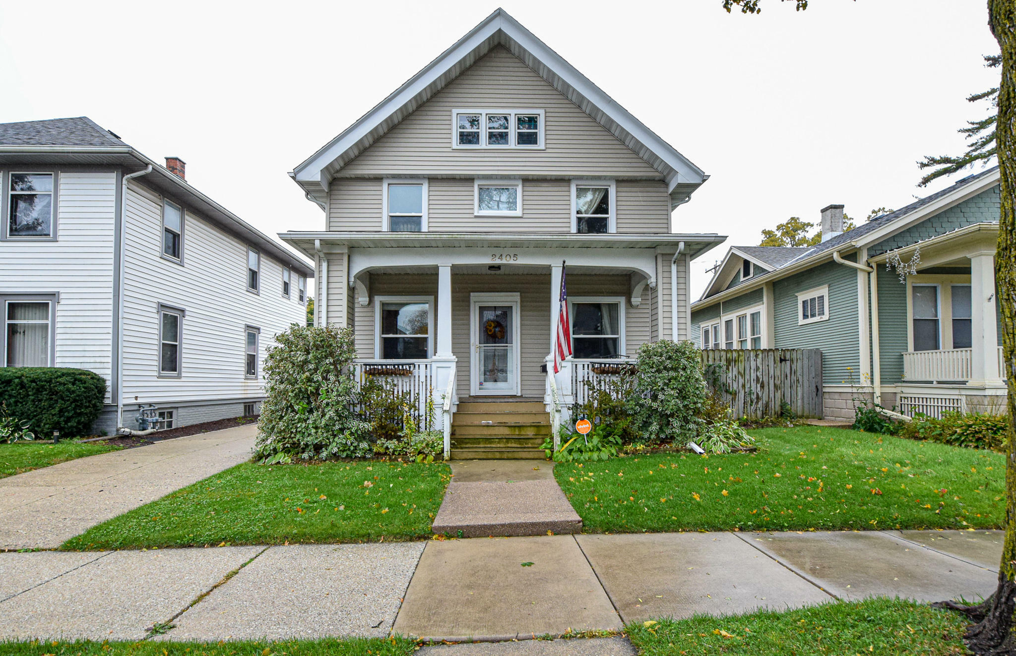 Property Photo:  2405 Hansen Ave  WI 53405 