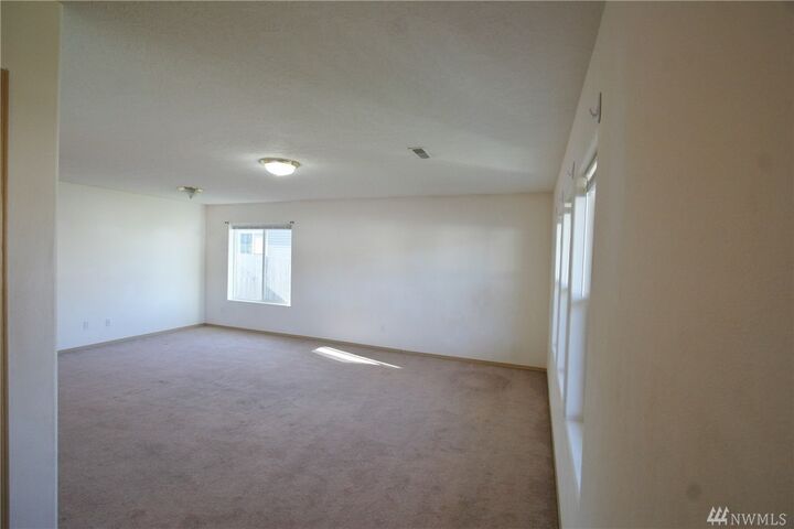 Property Photo:  2522  Kristine Court  WA 98531 