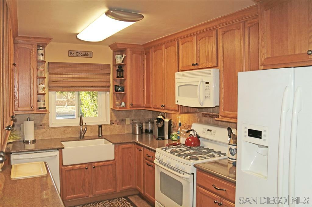 Property Photo:  9244 Ruffin Rd  CA 92071 