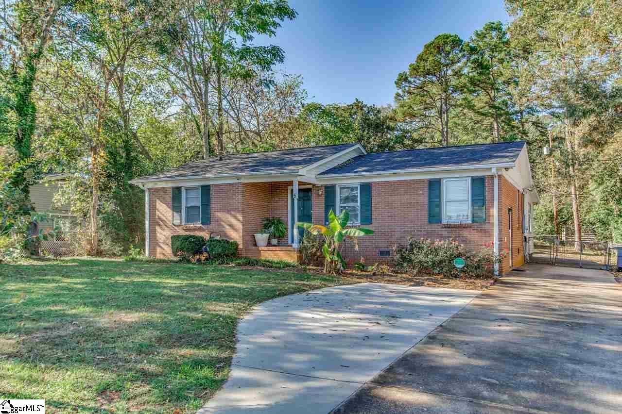 Property Photo: 5 Milford Lane SC 29605