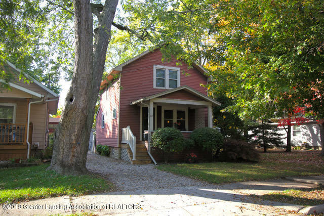 Property Photo:  617 N Magnolia Avenue  MI 48912 