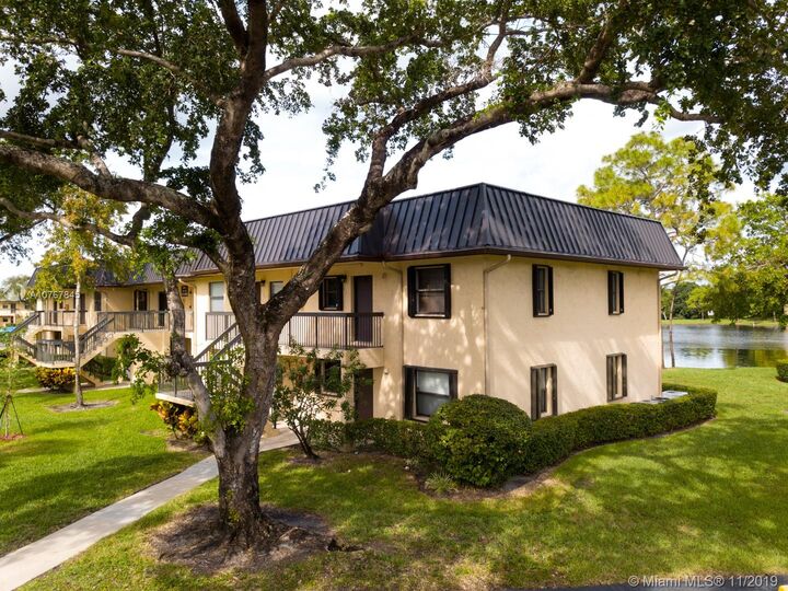 101 NW 93rd Ave 106  Pembroke Pines FL 33024 photo