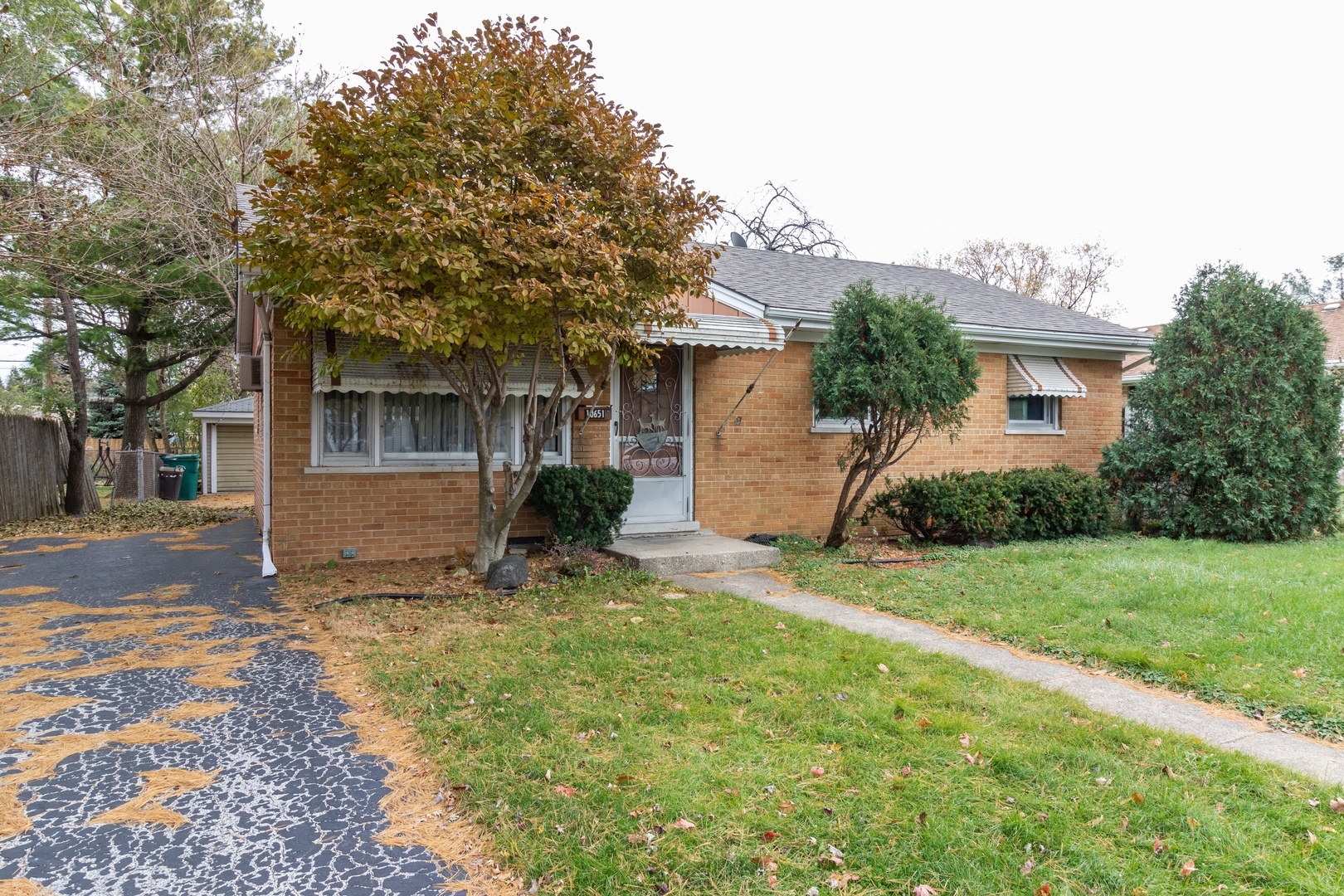 Property Photo:  10651 Lyman Avenue  IL 60415 