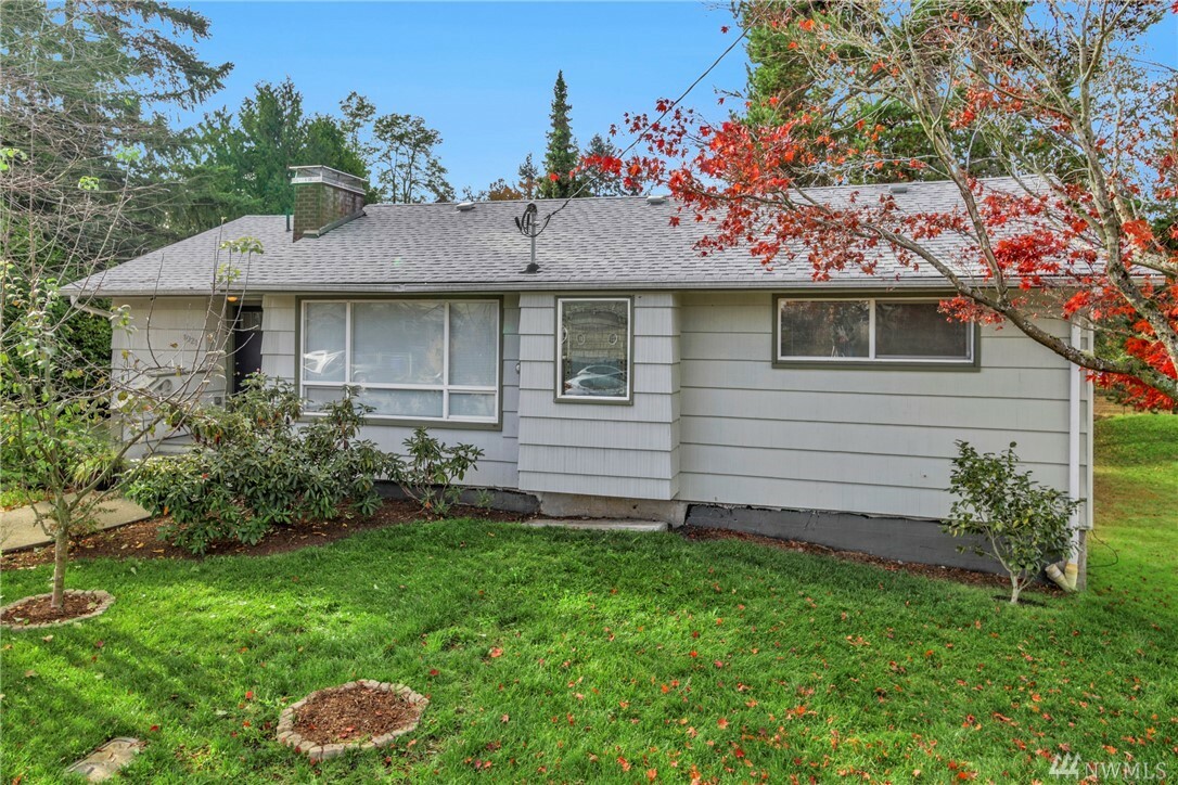 Property Photo: 1021 Puget St NE WA 98506