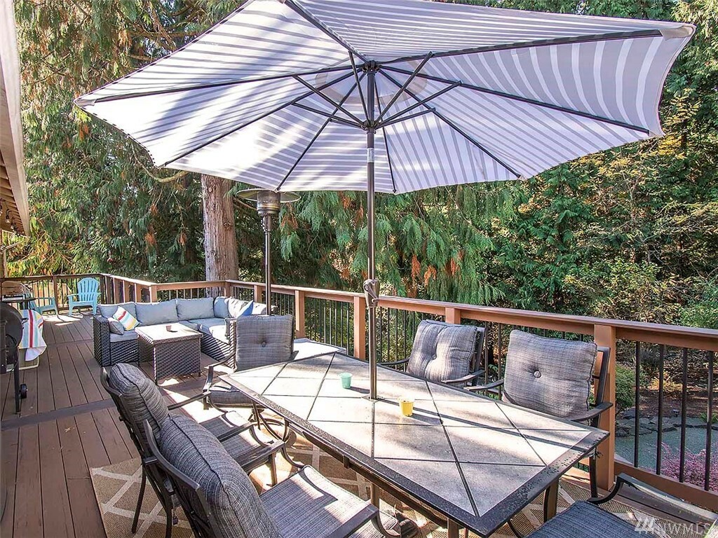Property Photo: 21428 82nd Ave SE WA 98072