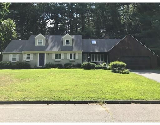 Property Photo:  4 Maplewood Dr  MA 01095