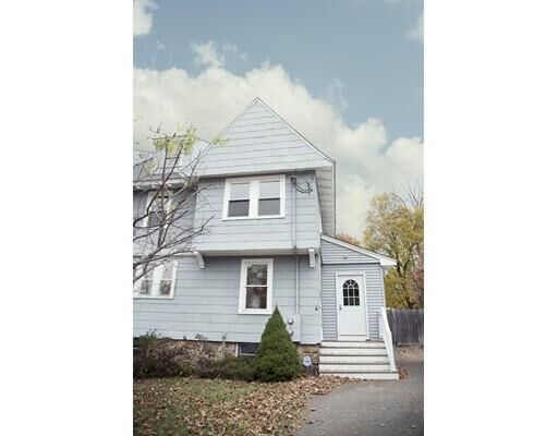 4 Lower Jones Rd  Hopedale MA 01747 photo