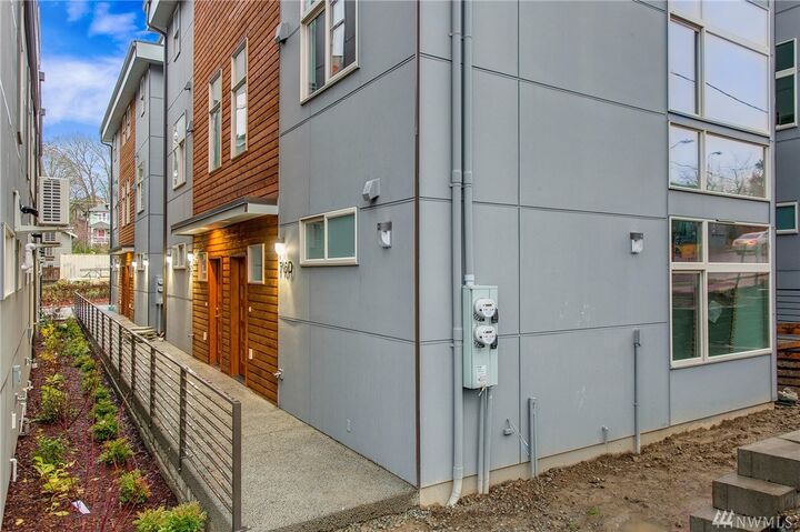 716 A  Martin Luther King Junior Way  Seattle WA 98122 photo