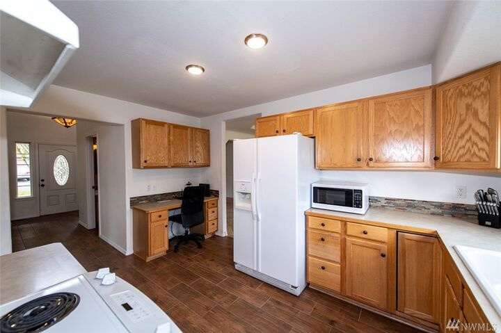 Property Photo:  38124  38th Avenue S  WA 98001 