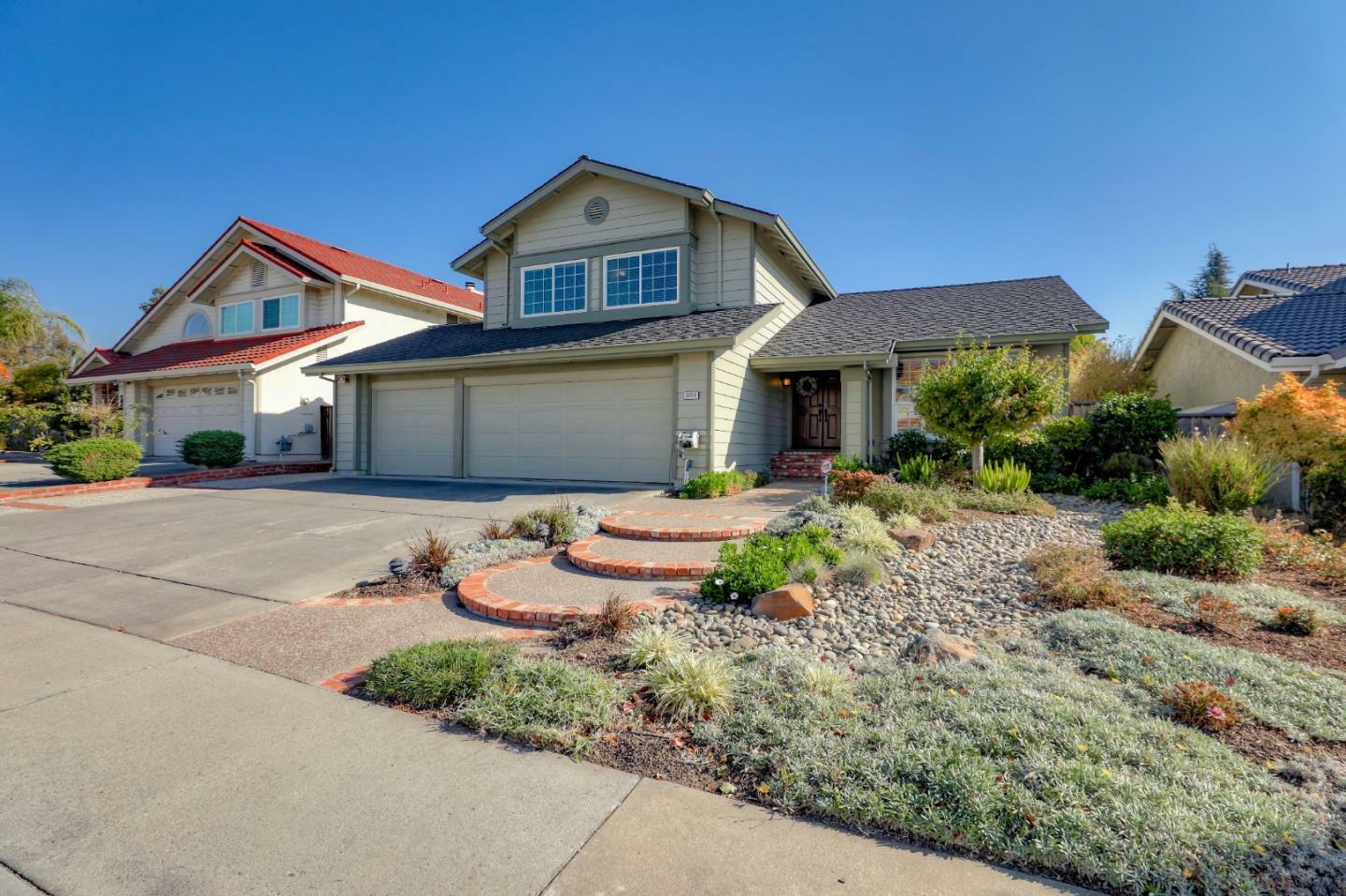 Property Photo: 3050 Reece Way CA 95133