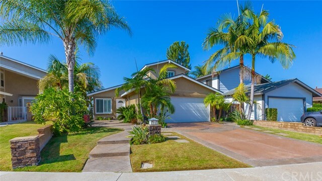 Property Photo:  24421 Ardisa  CA 92692 