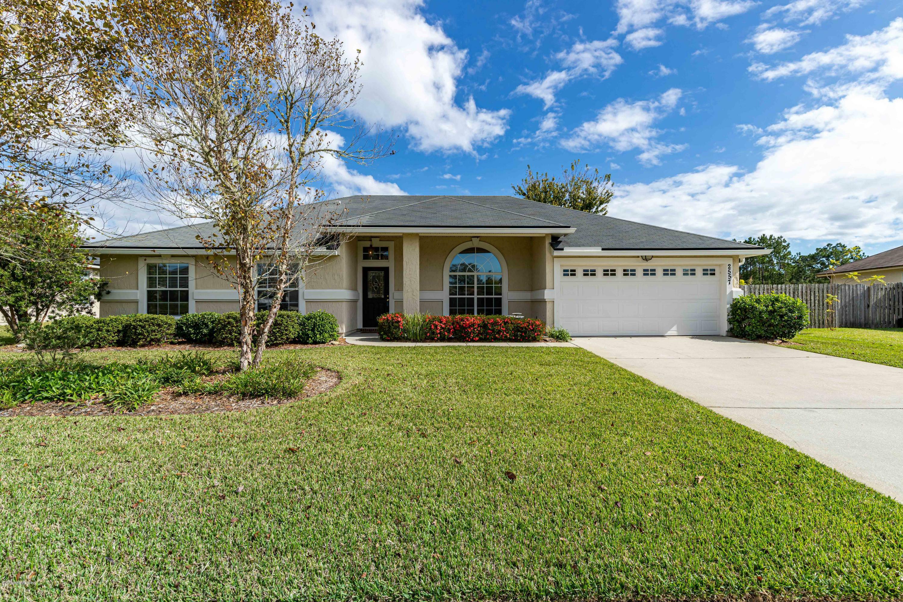 Property Photo:  2557 Royal Pointe Drive  FL 32043 