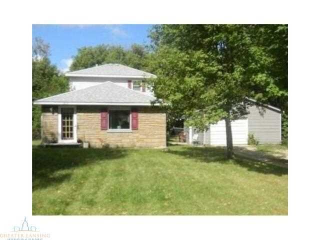 Property Photo:  2113 Luwanna Drive  MI 48910 