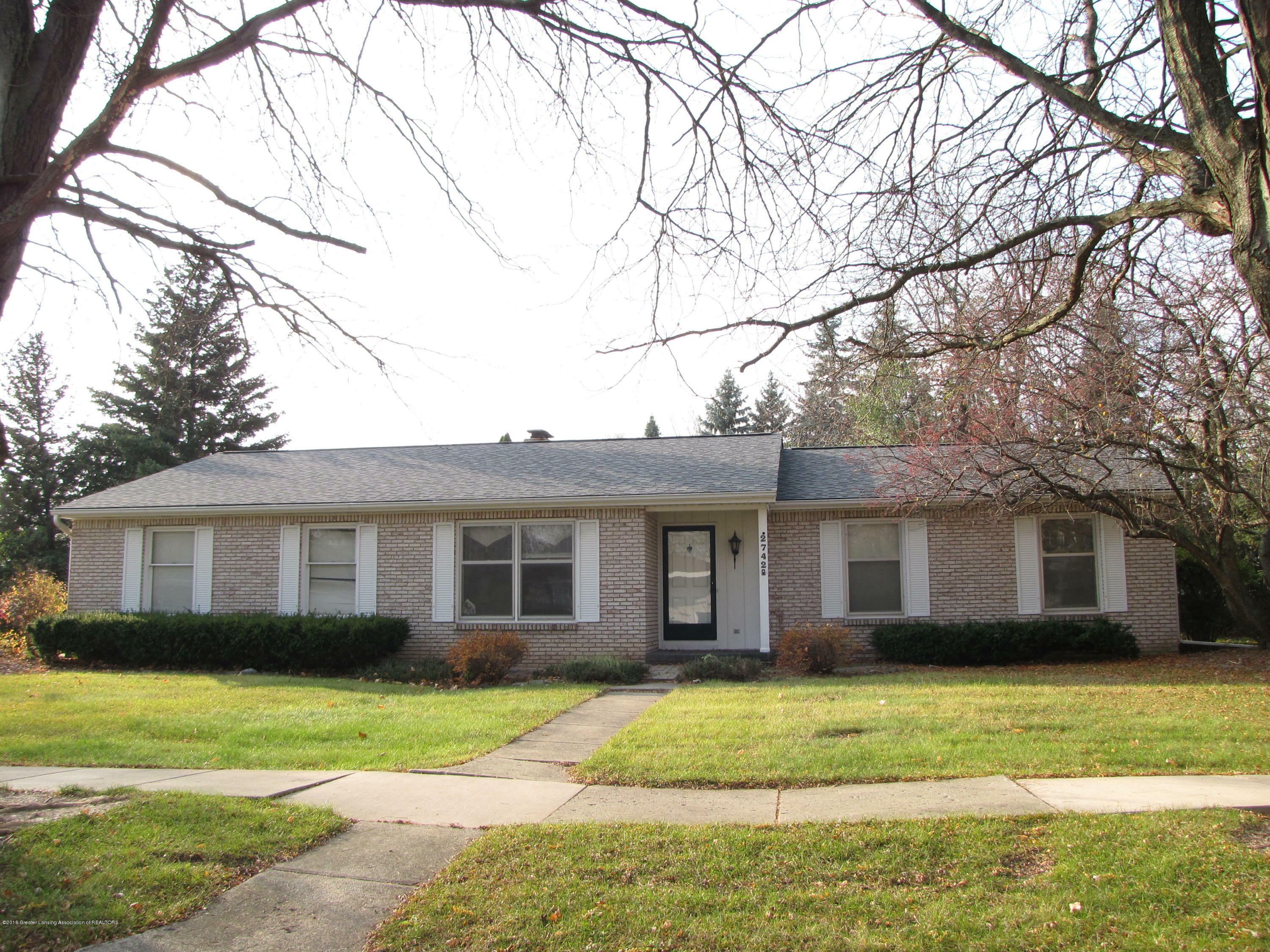 Property Photo:  2742 Southwood Drive  MI 48823 