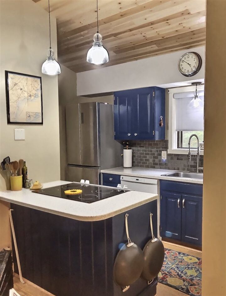 Property Photo:  327 Old Quechee Road 7D  VT 05059 