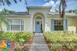 Property Photo:  11040 Palm Ridge Ln 11040  FL 33321 